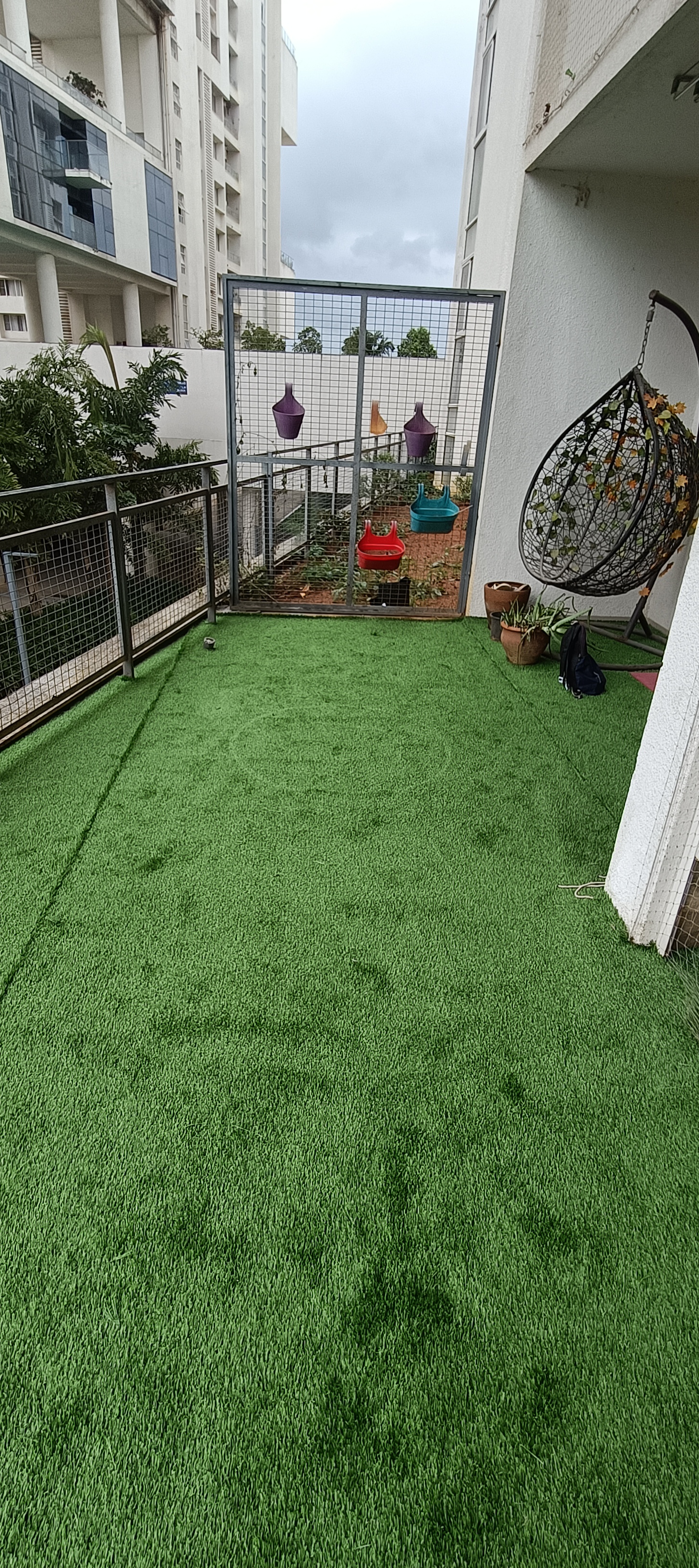 35mm high density artificial turf installation